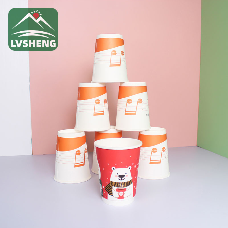 Cup di carta Quodiana Ughjettu